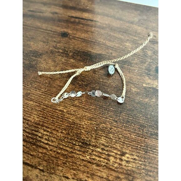 Pura Vida Silver Discs Bracelet - Picture 3 of 3